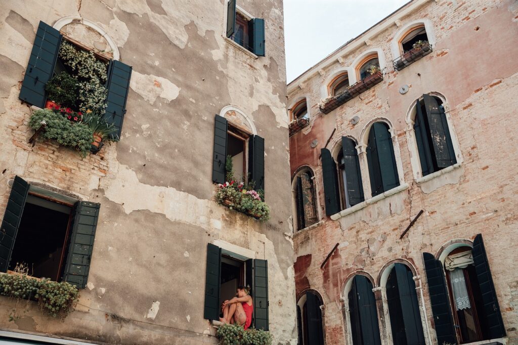 Antes de comprar um imóvel na Itália, é importante verificar toda a documentação exigida