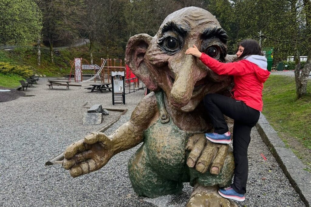 A adaptação dos filhos é muito importante e se desenvolve de forma mais plena no primeiro dia na escola 