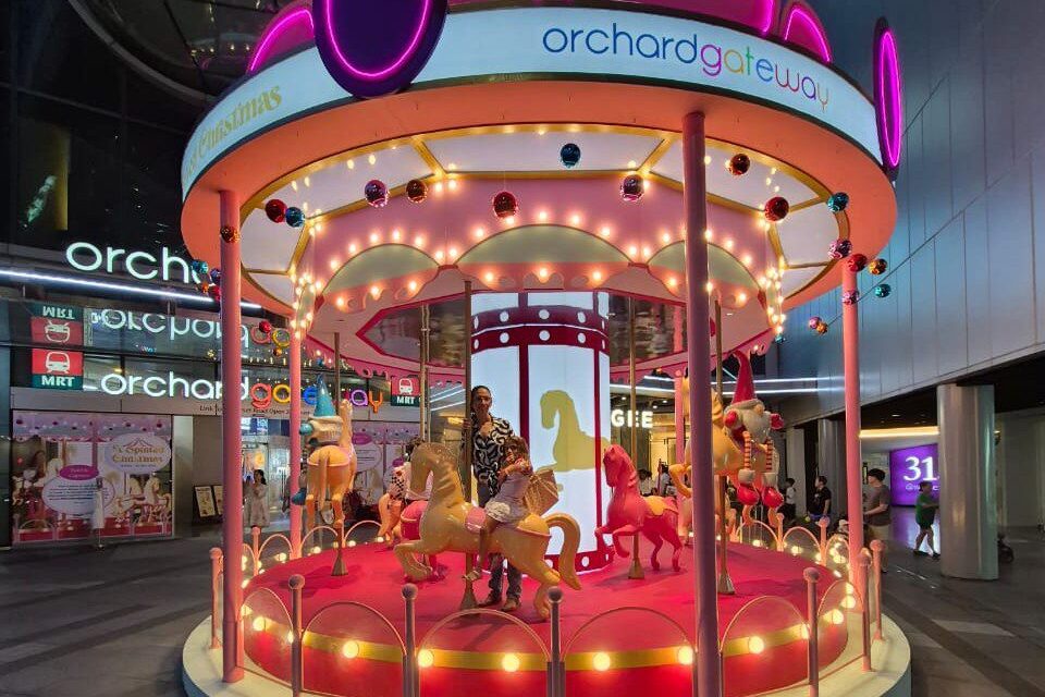 As decorações natalinas em Singapura não deixam a desejar.