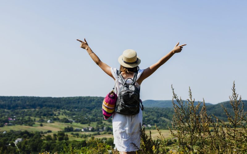 A vida em outro país oferece oportunidades e desafios