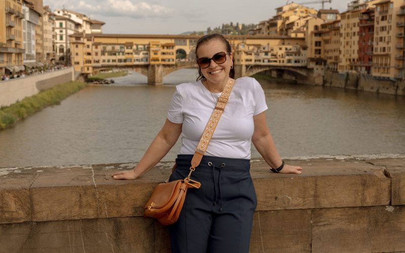 Ser turista é muito diferente de ser imigrante.