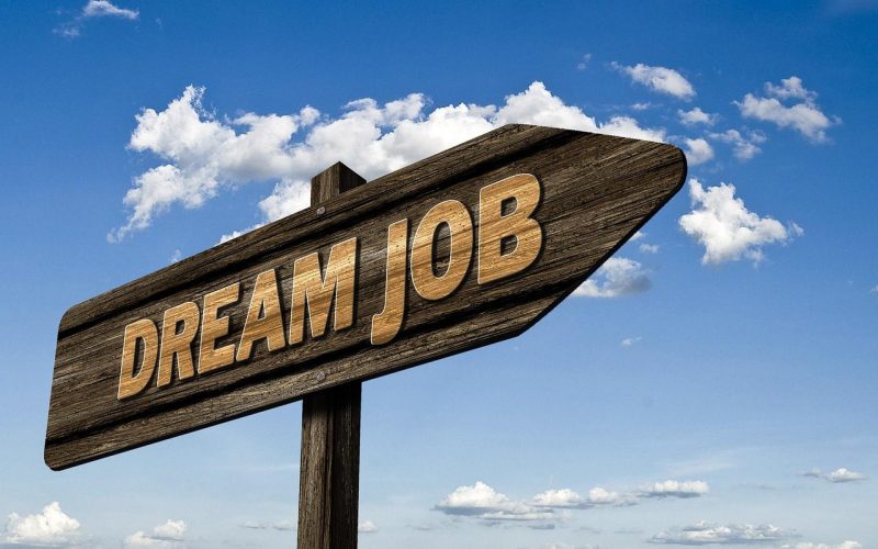 Se você pretente morar no País de Gales, há ótimas oportunidades de trabalho