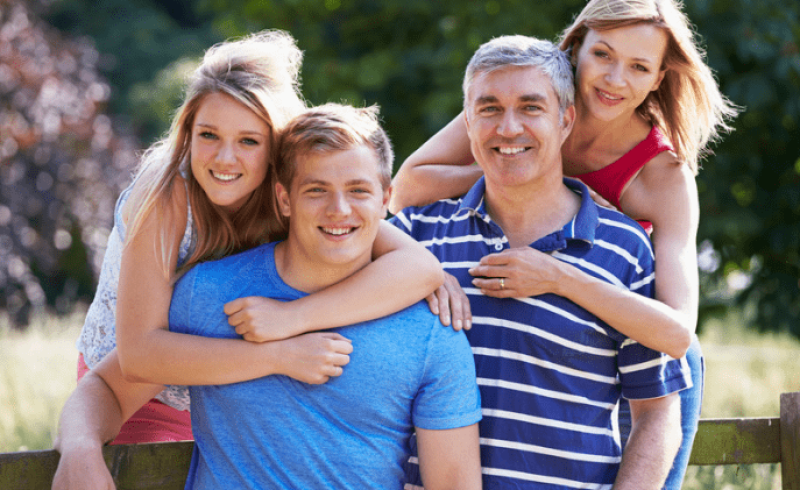 Os desafios de educar filhos adolescentes