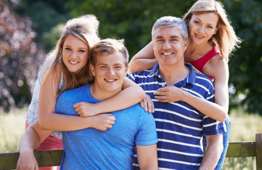 Os desafios de educar filhos adolescentes